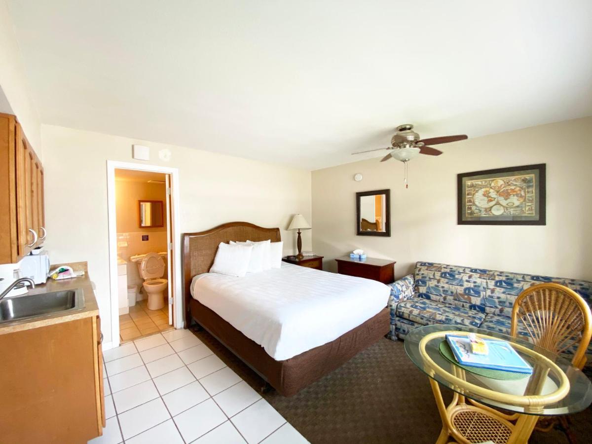 Nautical Watch Aparthotel Belleair Beach Kültér fotó