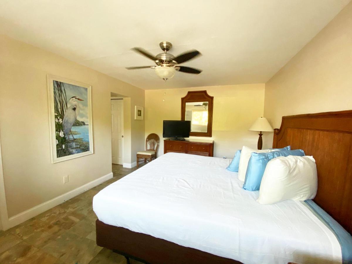 Nautical Watch Aparthotel Belleair Beach Kültér fotó